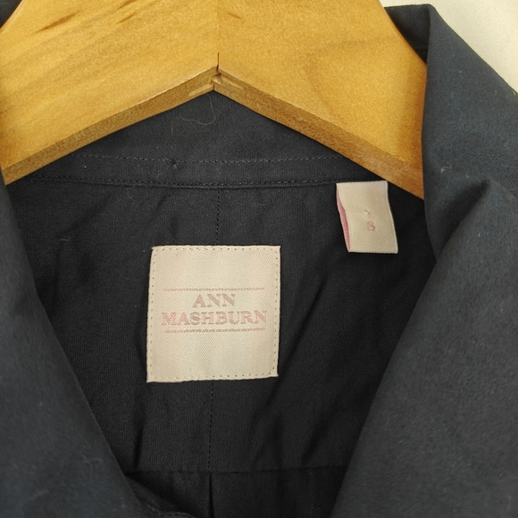 Ann Mashburn Button Up Boyfriend ShirtIn Navy Poplin Size Small Women's - Picture 11 of 16